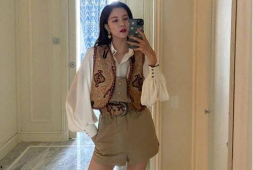 吃瓜女主角直播视频,瓜王女主的瓜田奇遇记