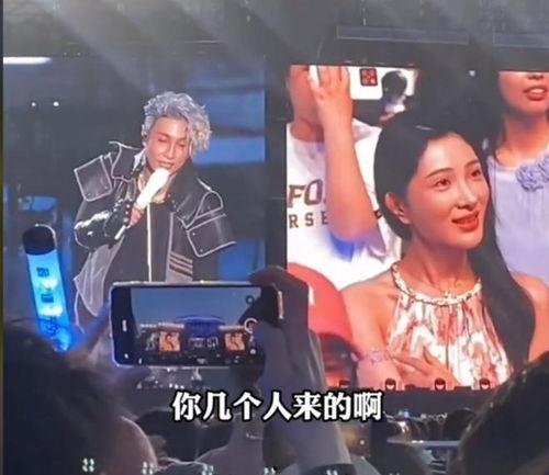 吃瓜表演一男一女视频,趣味横生的互动瞬间