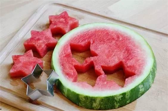 砍瓜晒完怎么吃才好吃视频,砍瓜晒后美味多变的食用指南