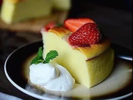 吃瓜厨房酸奶蛋糕视频,酸奶蛋糕制作全过程